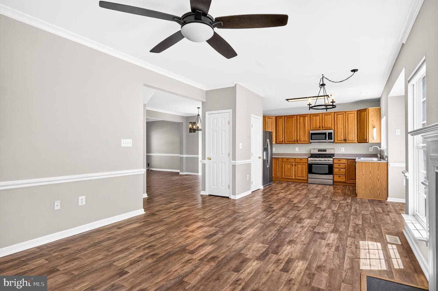 6853 Hollow Glen Court photo 21