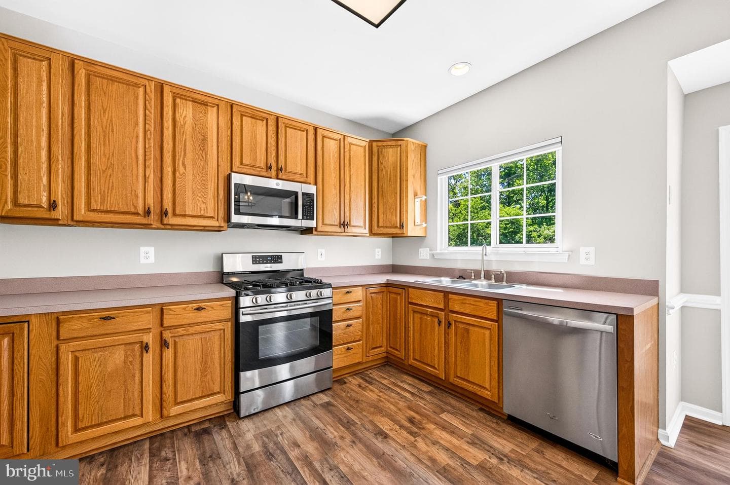 6853 Hollow Glen Court photo 26