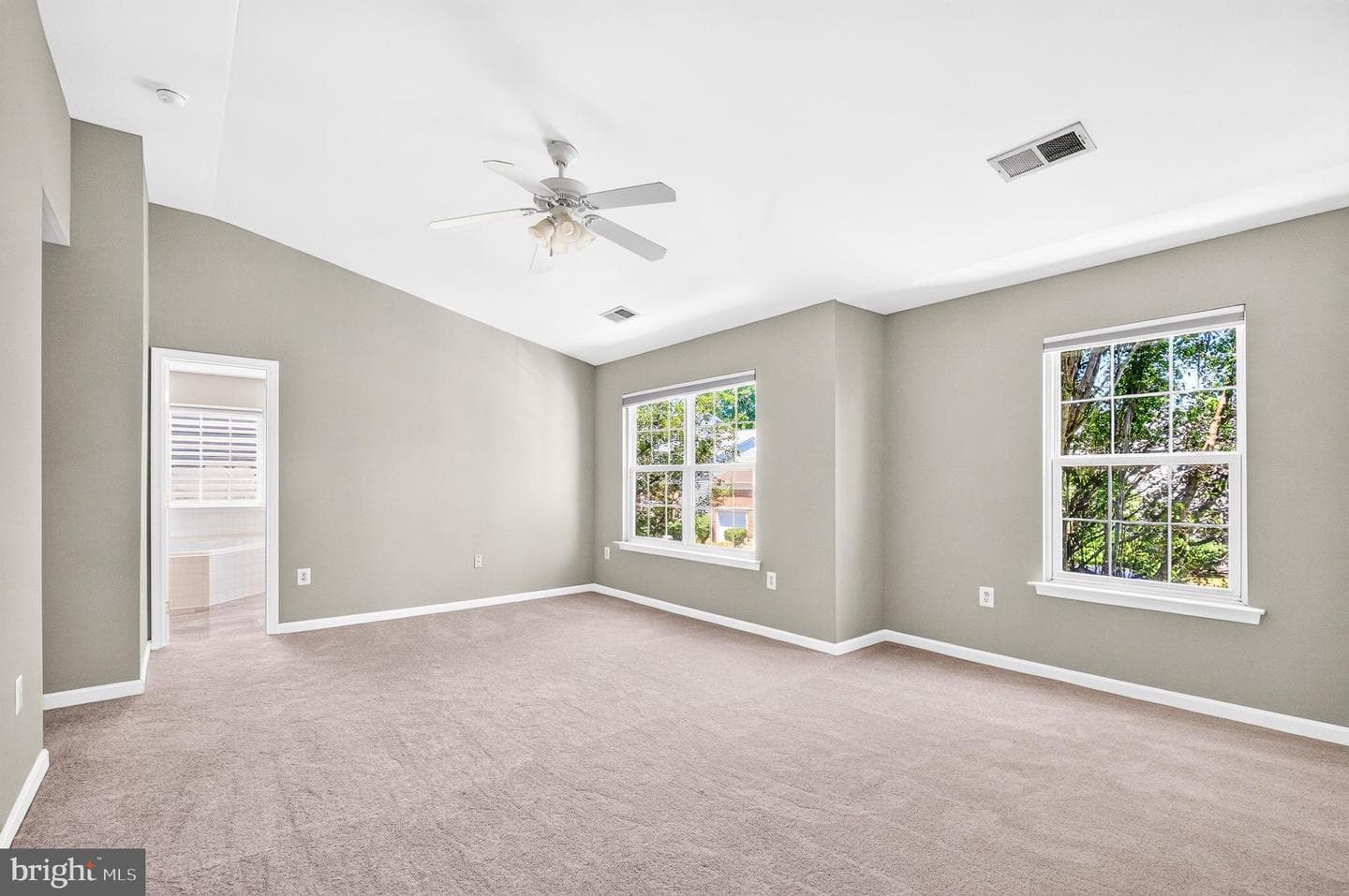 6853 Hollow Glen Court photo 30
