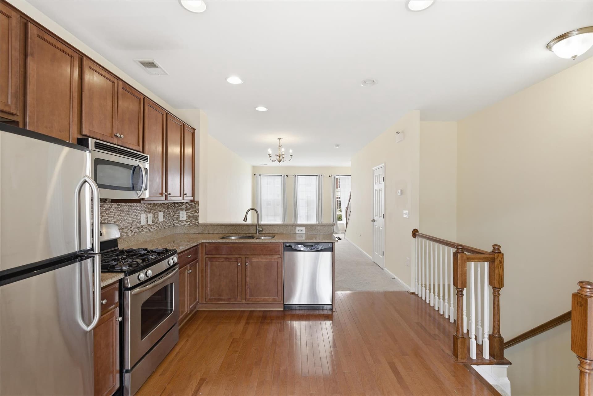 15704 John Diskin Circle photo 11