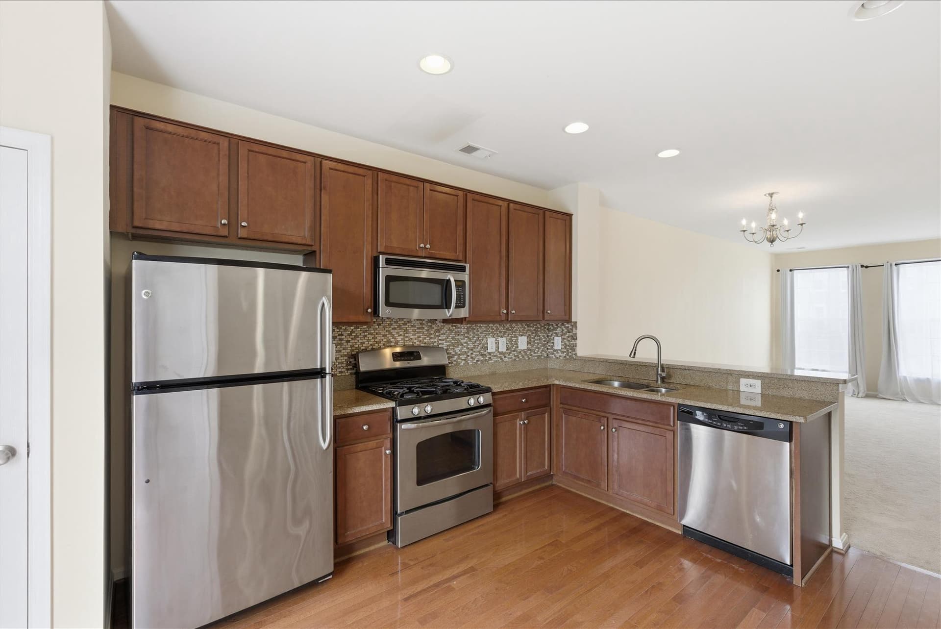 15704 John Diskin Circle photo 7