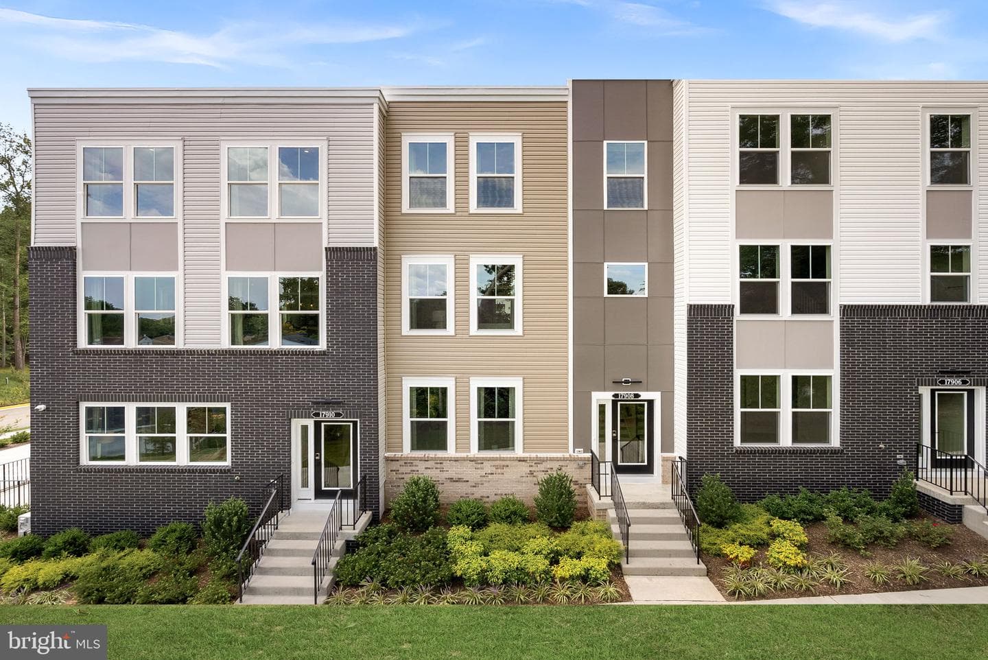 16992 Alicia Avenue, Dumfries