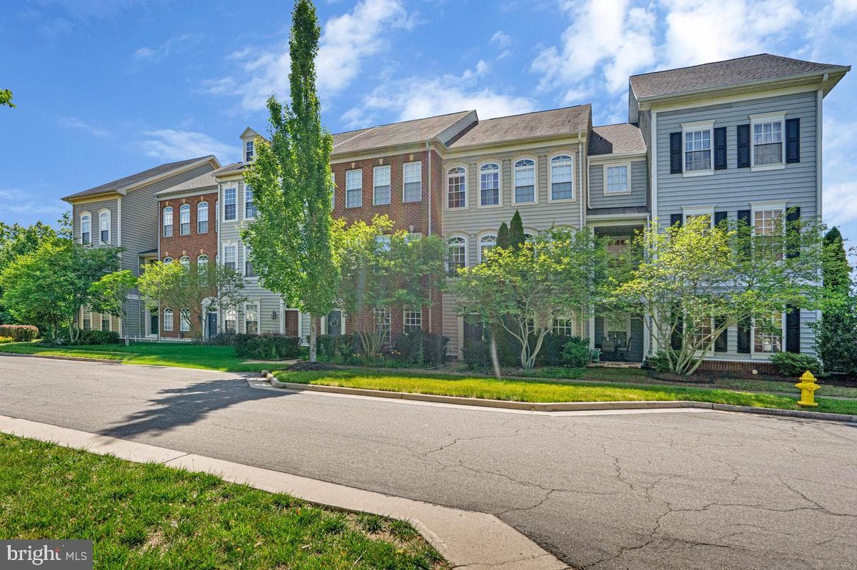 10613 Bristow Station Drive, Bristow