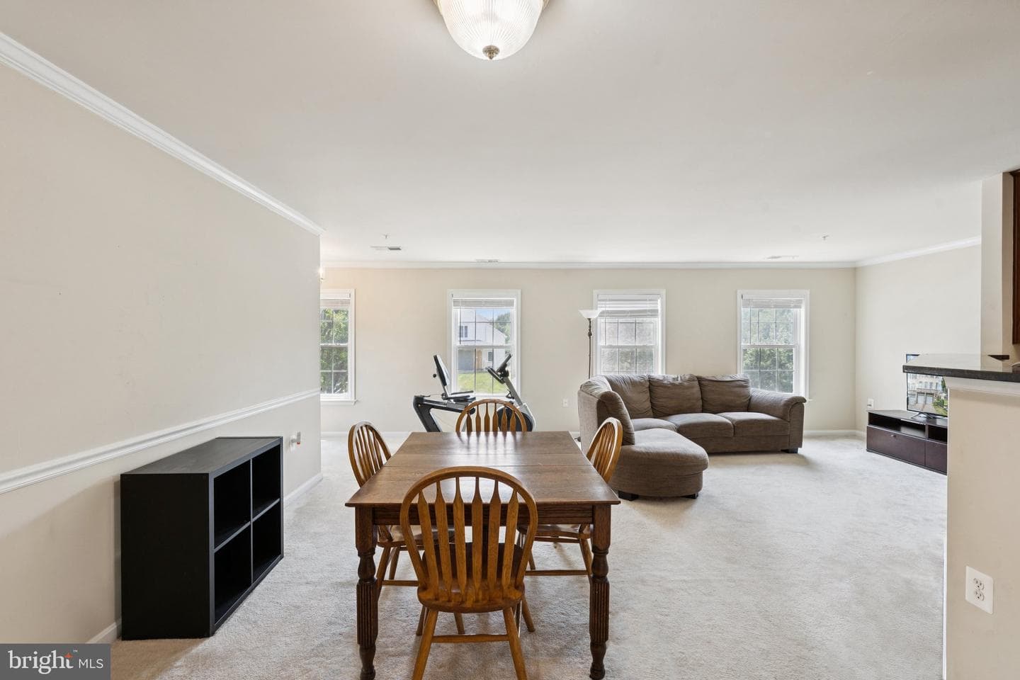 2807 Chinkapin Oak Lane photo 4