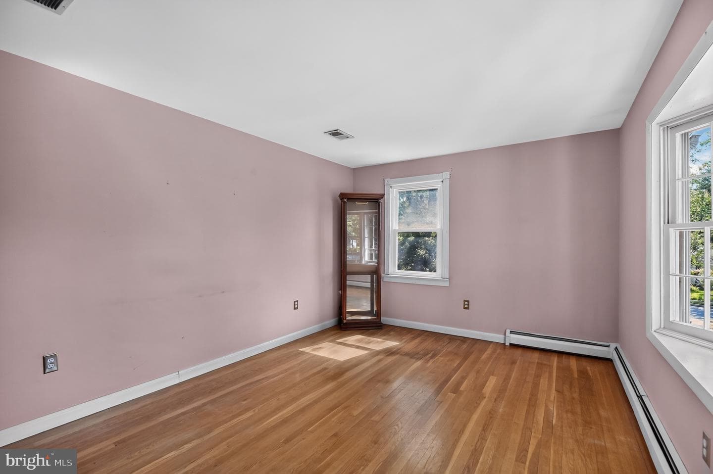 9300 Baker Street photo 13