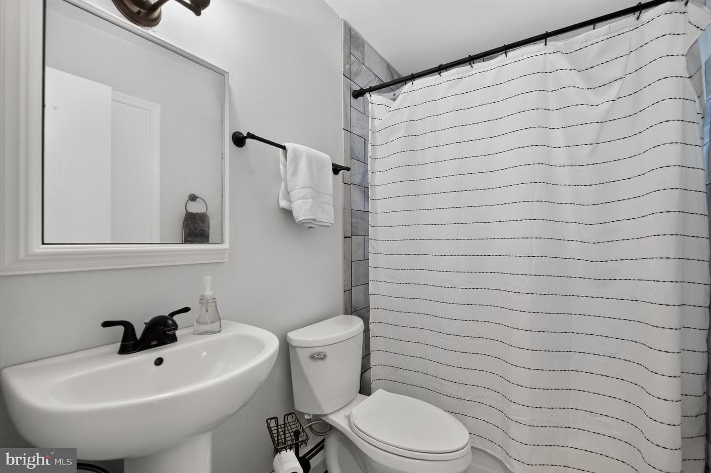 9300 Baker Street photo 17