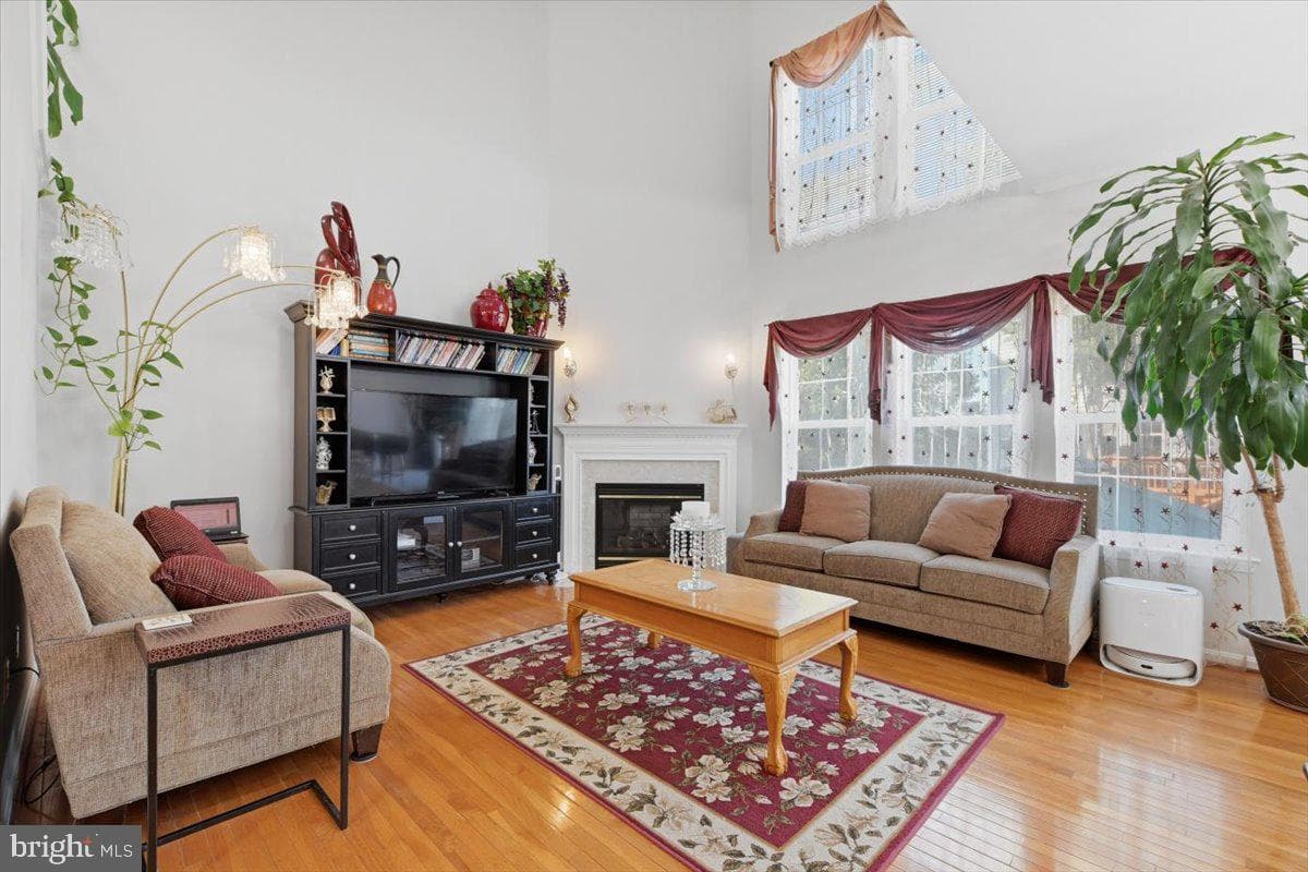 14204 Forbes Place, Gainesville