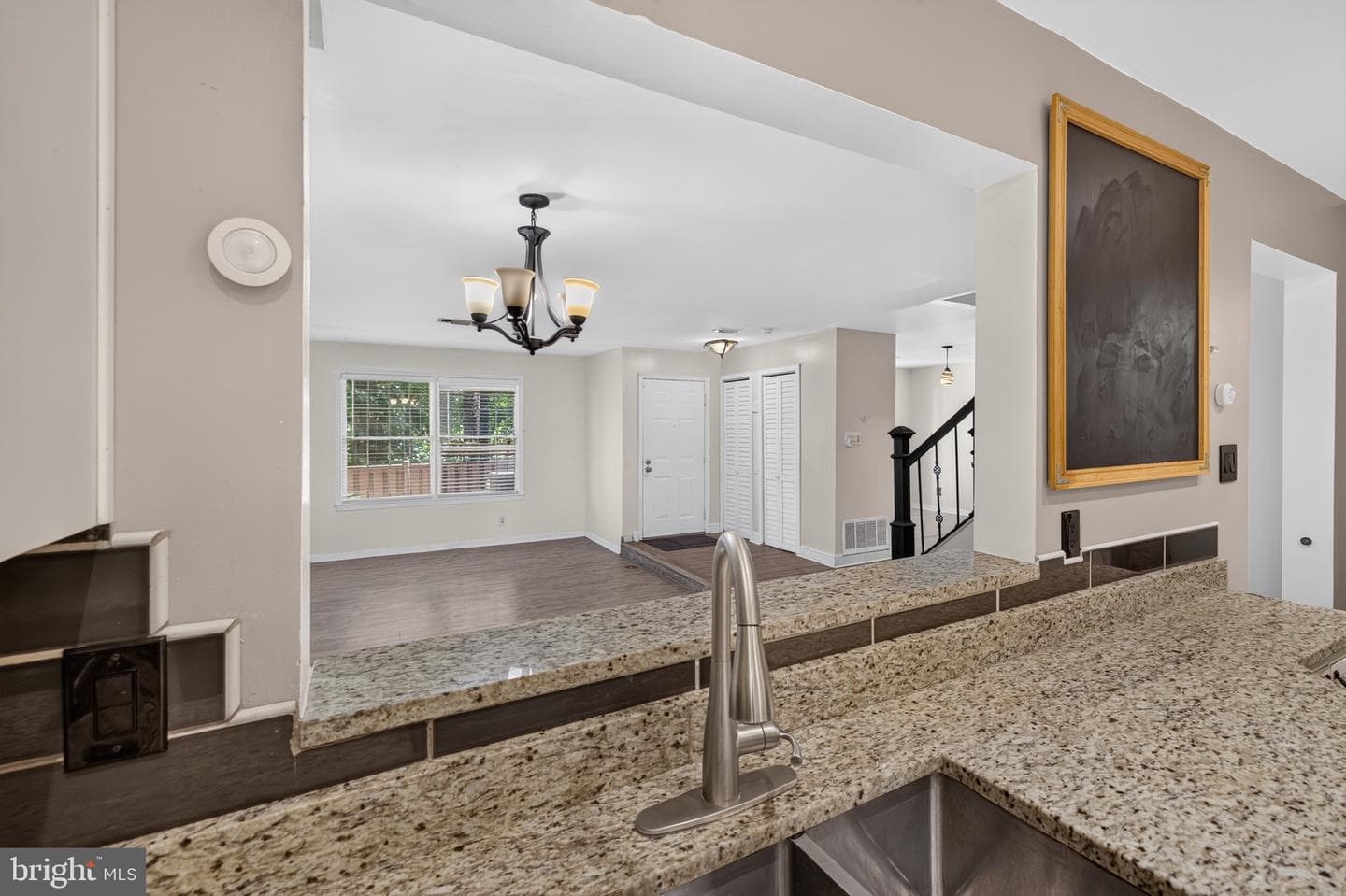 12585 Kempston Lane photo 10