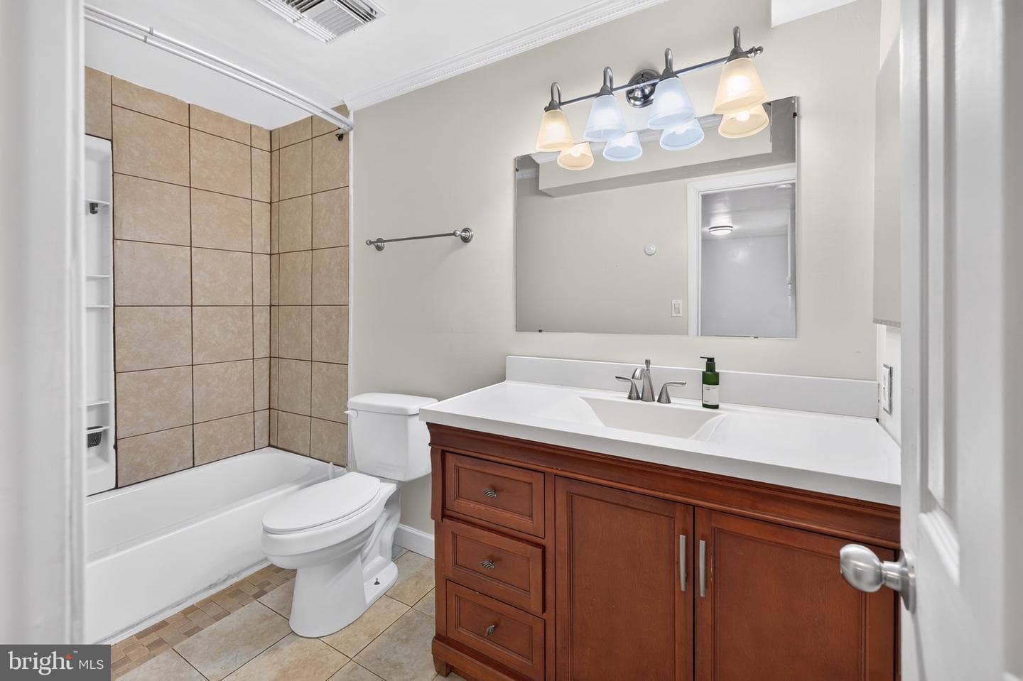 12585 Kempston Lane photo 21