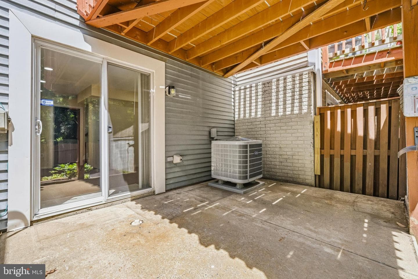 15203 Valley Stream Drive photo 29
