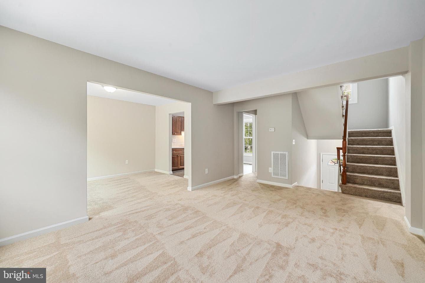 7505 Campbell Court photo 6