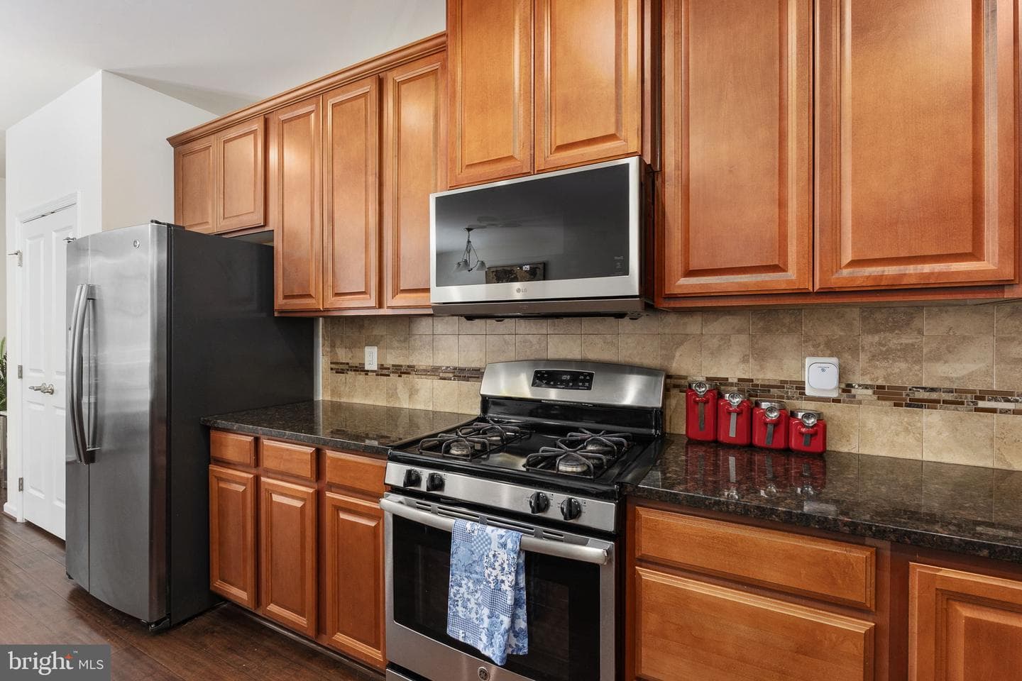 7030 Darbey Knoll Drive photo 3