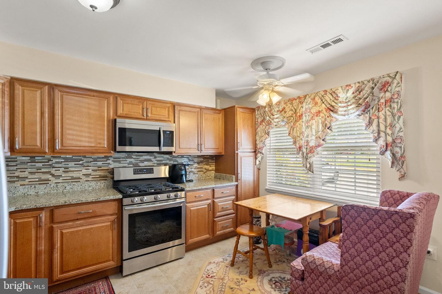 3523 Castle Hill Drive photo 5