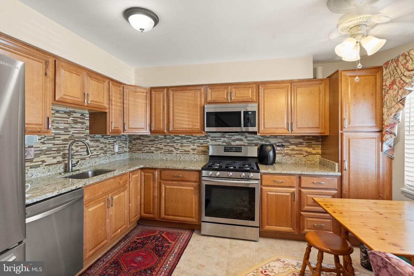 3523 Castle Hill Drive photo 6