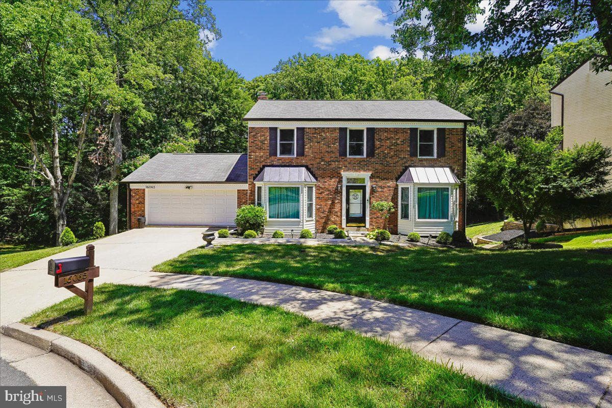 16065 Deer Park Drive, Dumfries