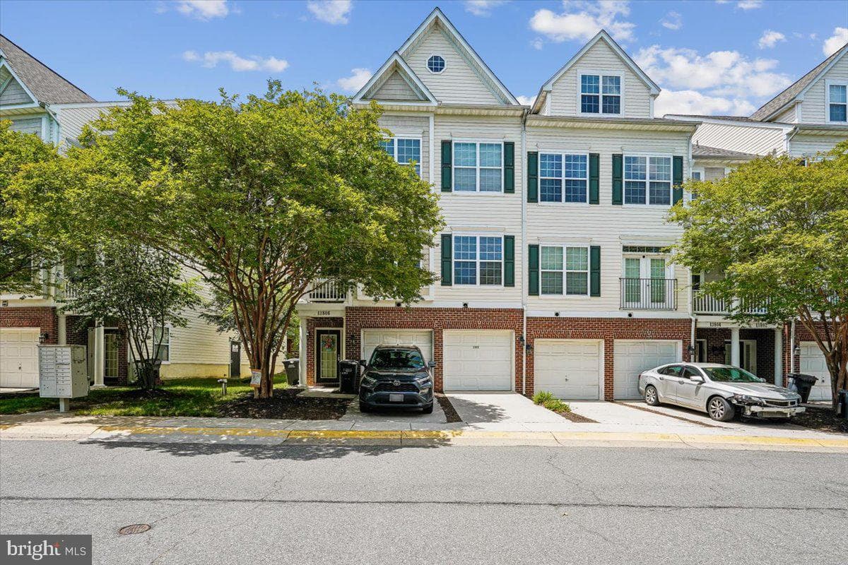 13806 Breezy Ridge Way, Woodbridge
