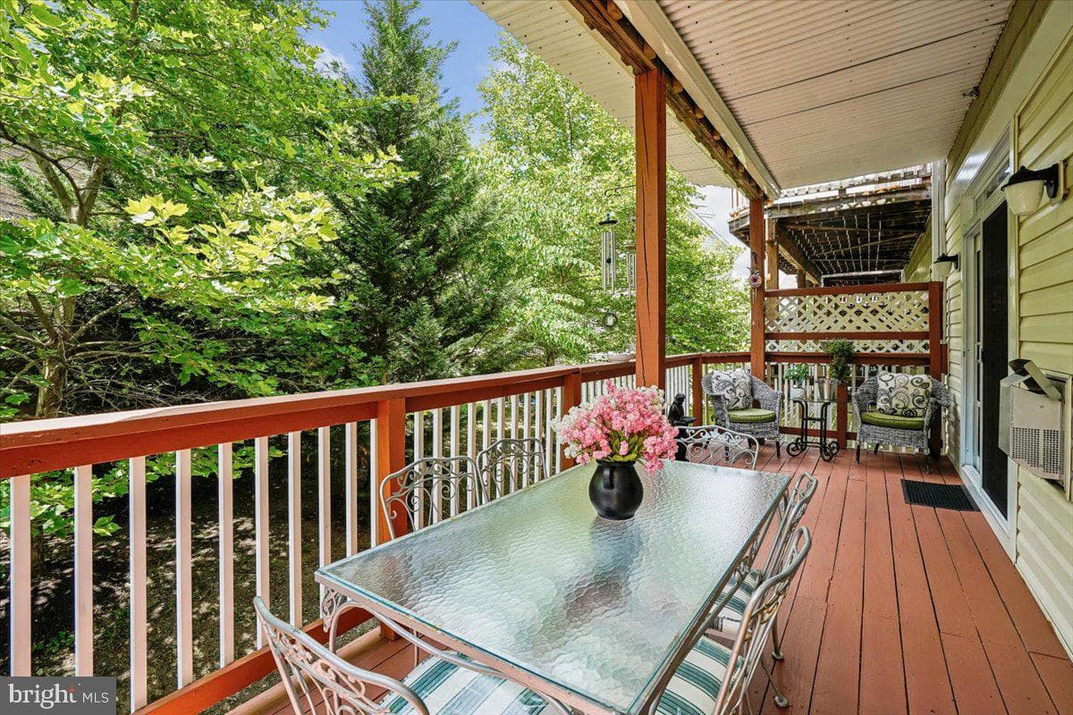 13806 Breezy Ridge Way photo 12