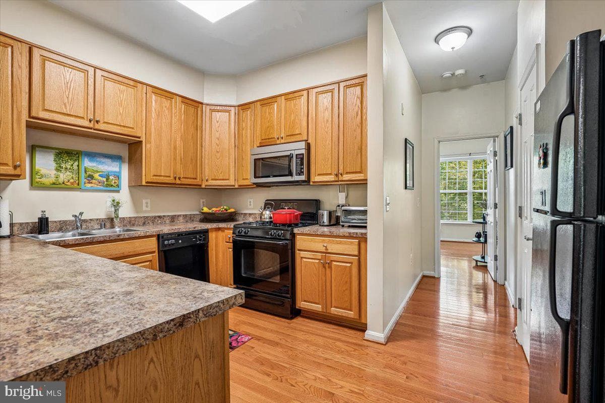 13806 Breezy Ridge Way photo 18