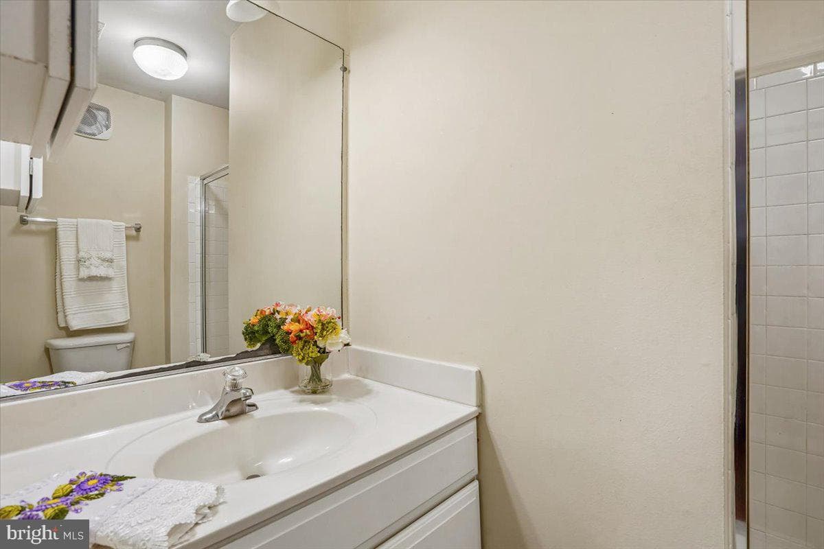13806 Breezy Ridge Way photo 35