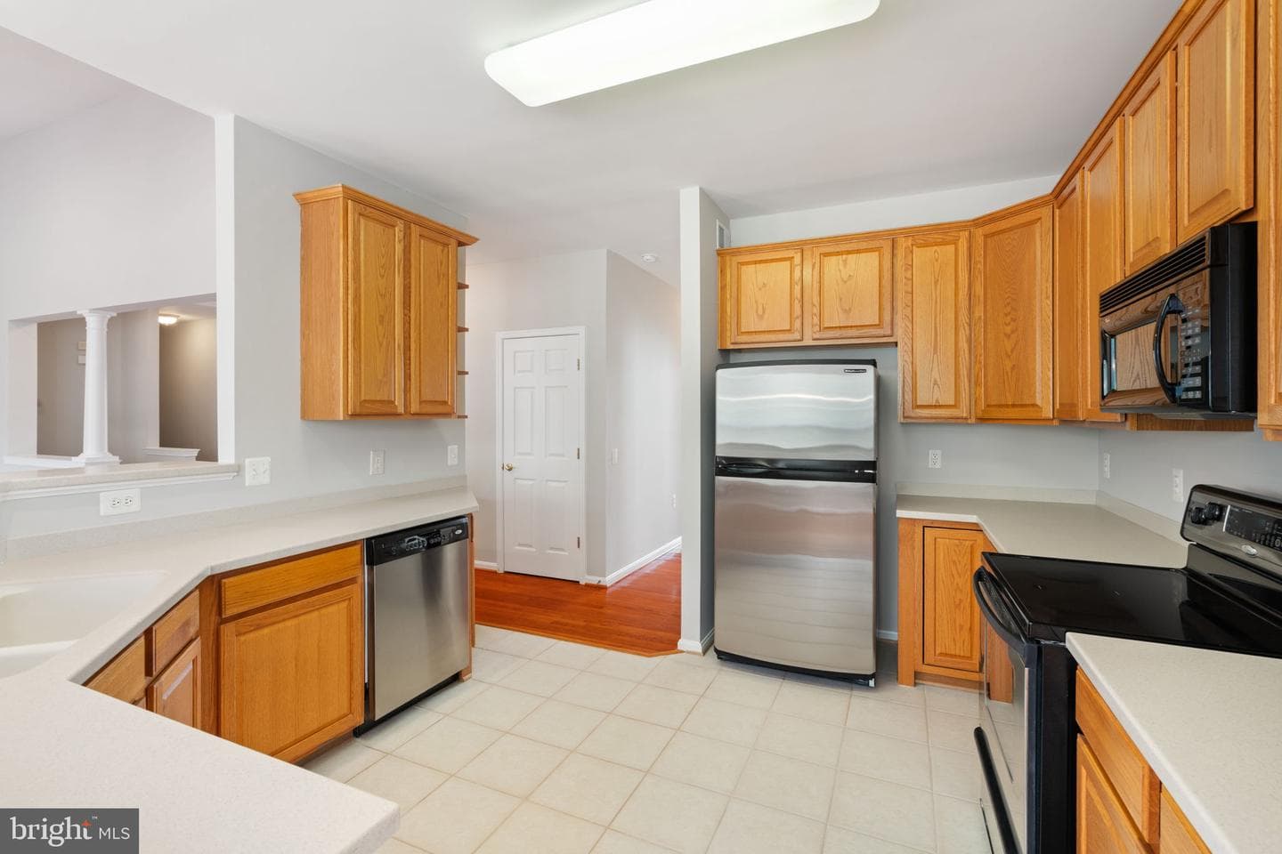 17633 Four Seasons Drive photo 17