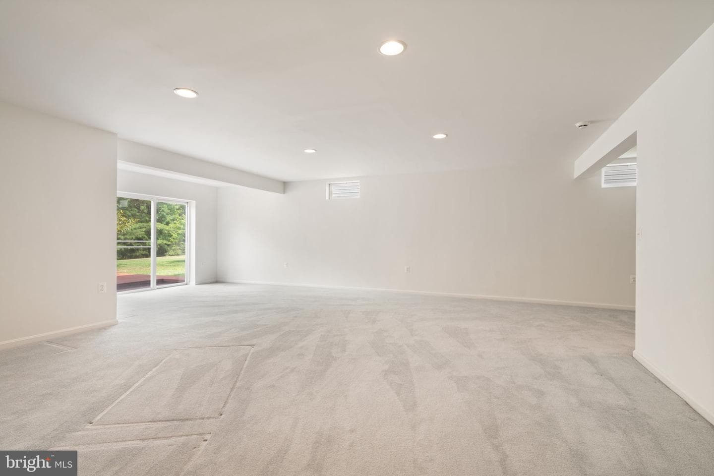 17633 Four Seasons Drive photo 34