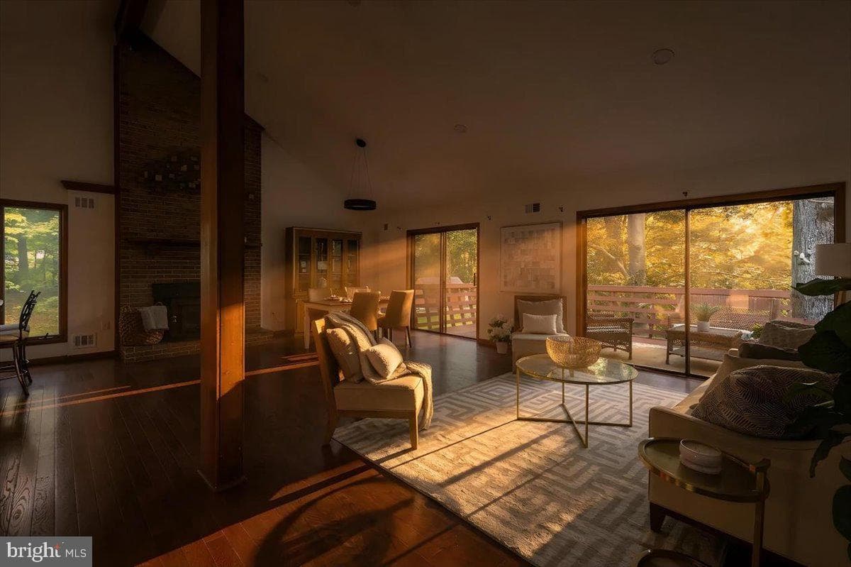 12212 Woodlark Court photo 4