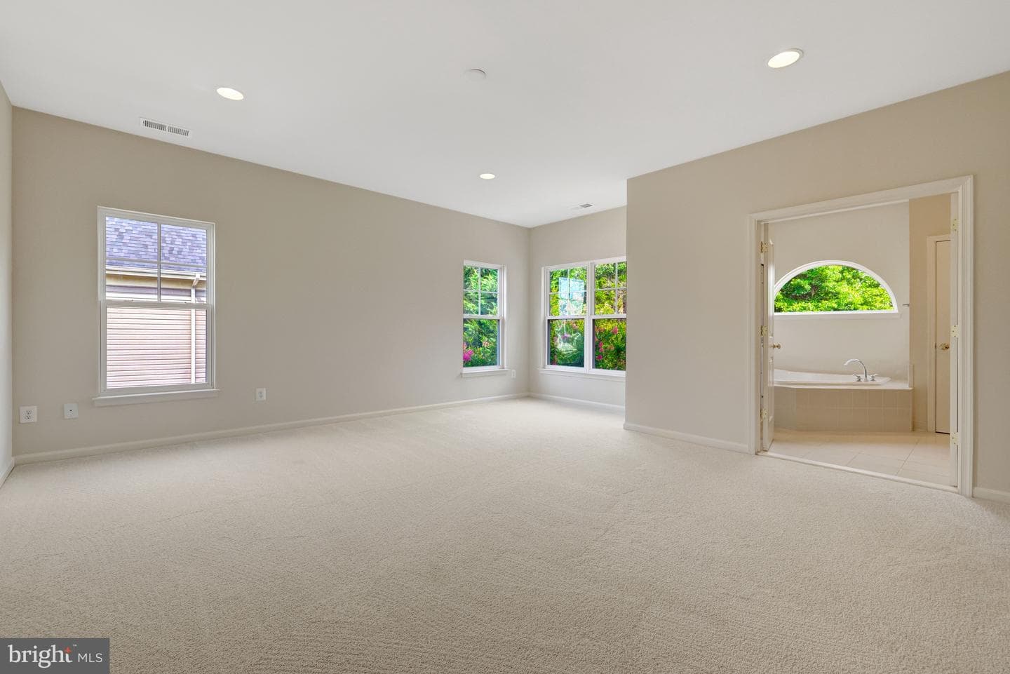 9295 Falling Water Drive photo 29
