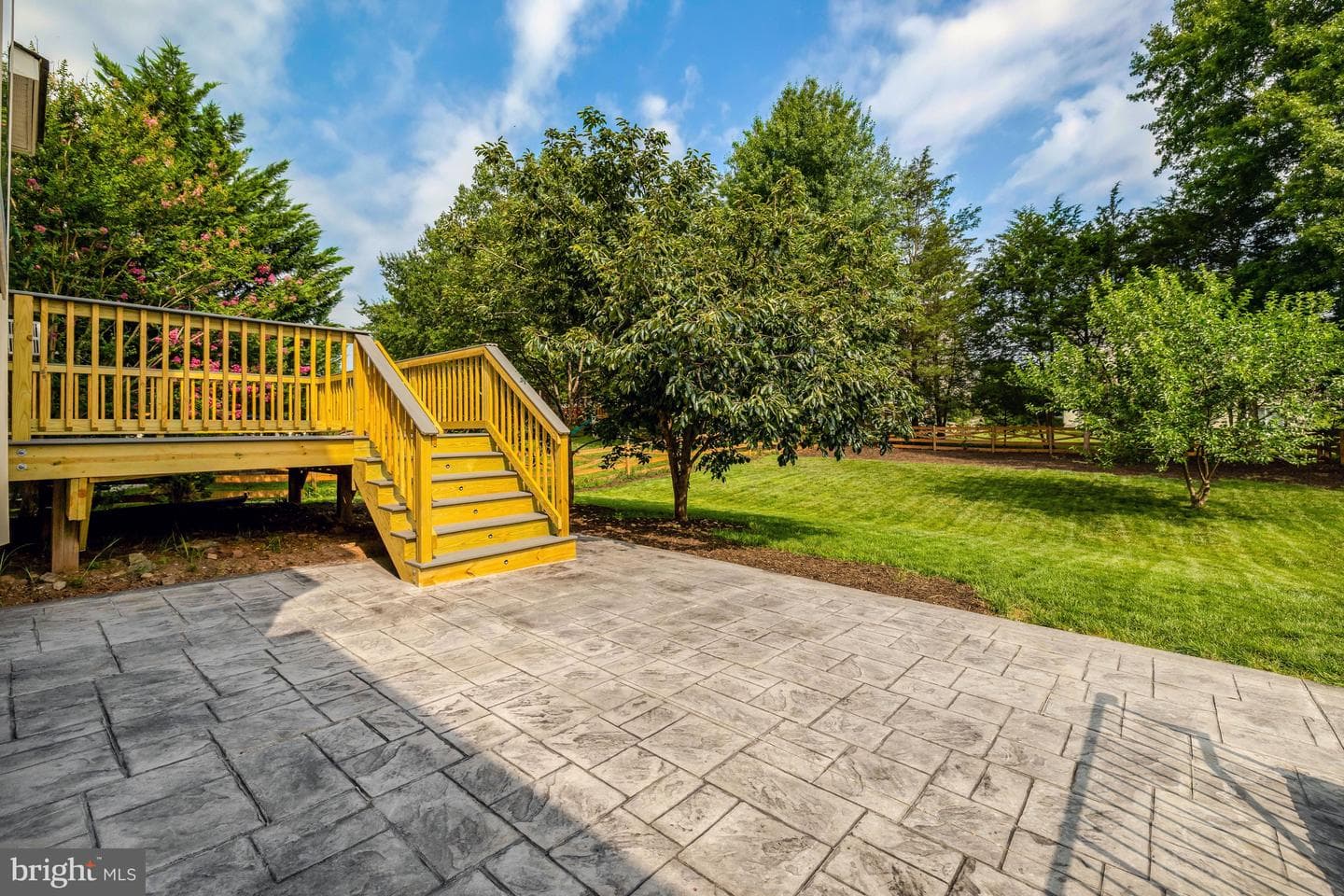 9295 Falling Water Drive photo 6