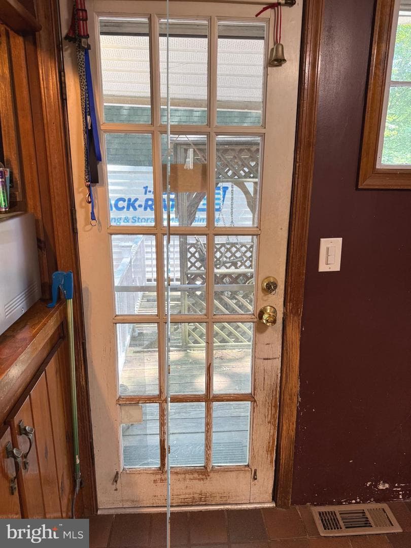 11821 Mandy Lane photo 13