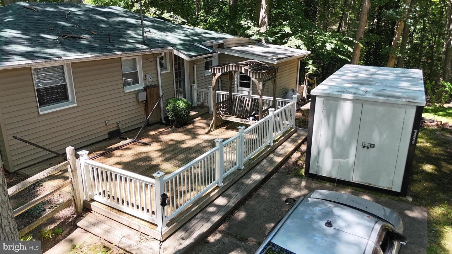 11821 Mandy Lane photo 3