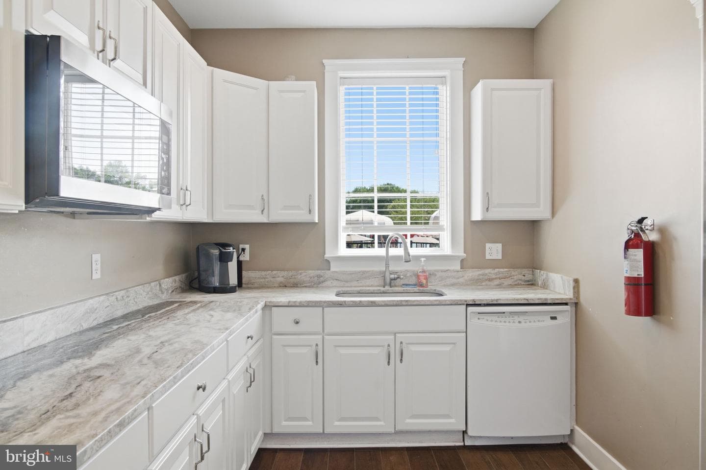 9320 Alvyn Lake Circle photo 79