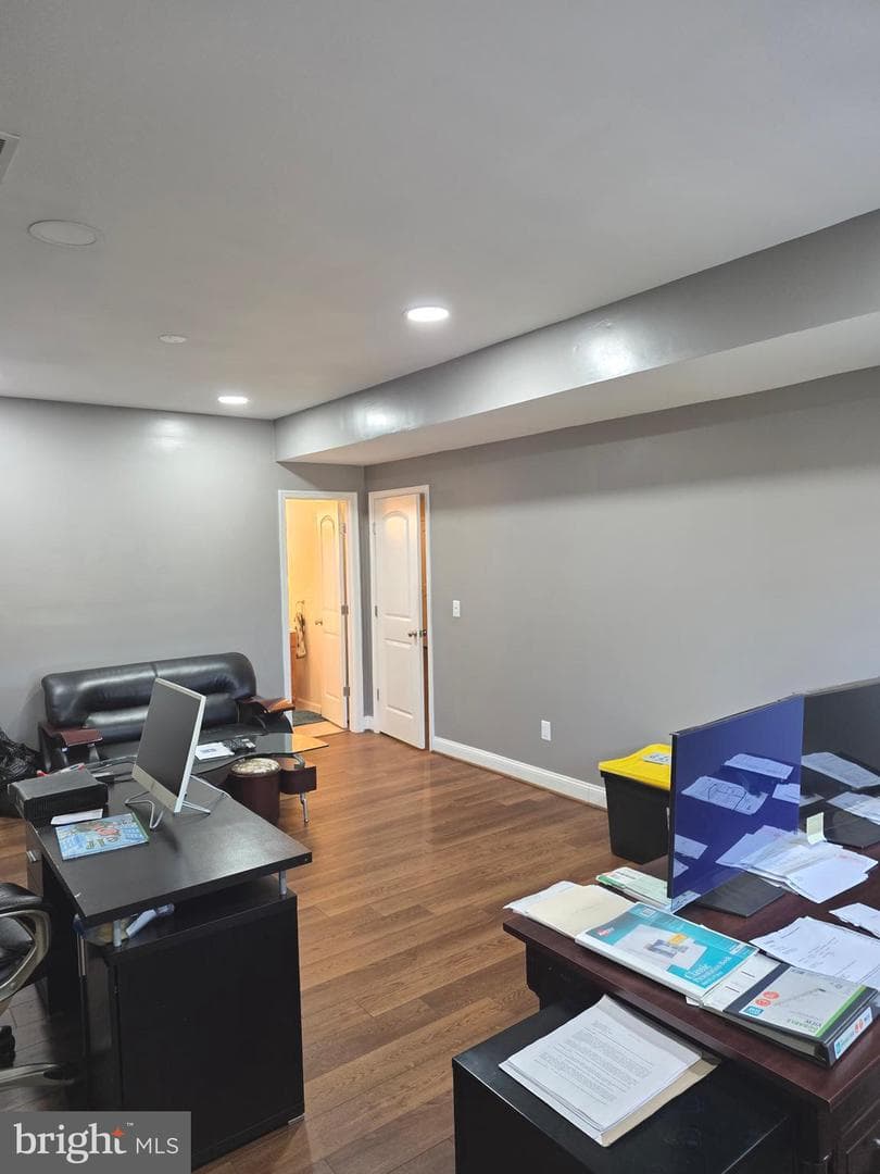 14986 Gossom Manor Place photo 45