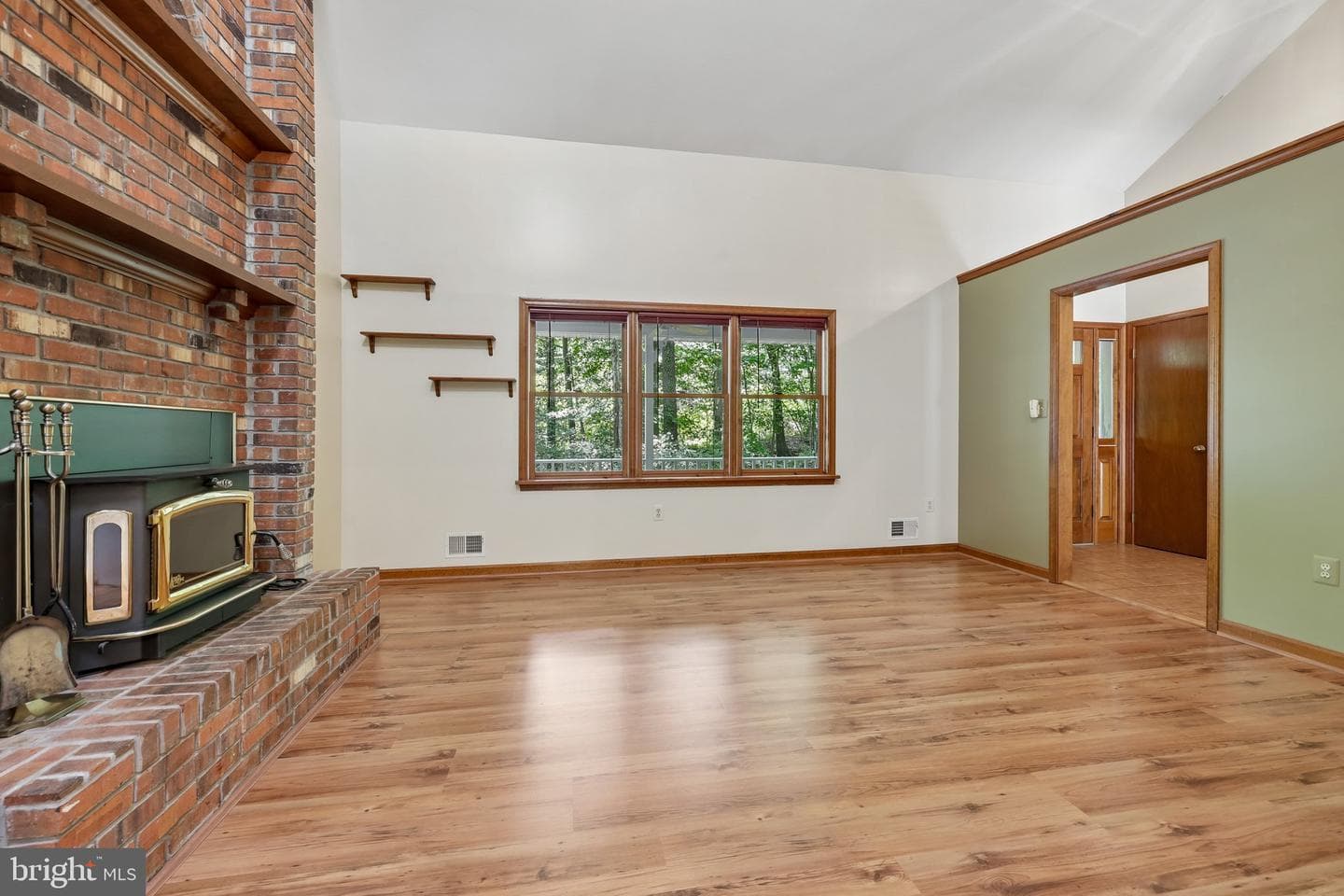 13437 Bristow Road photo 9