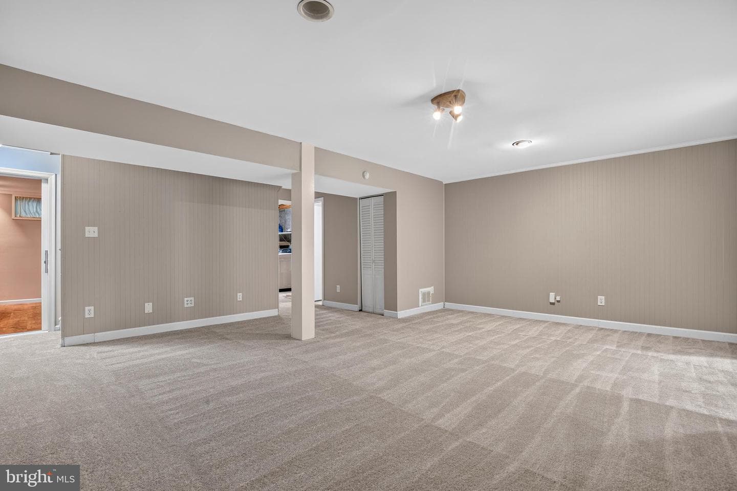 12104 Winona Drive photo 19