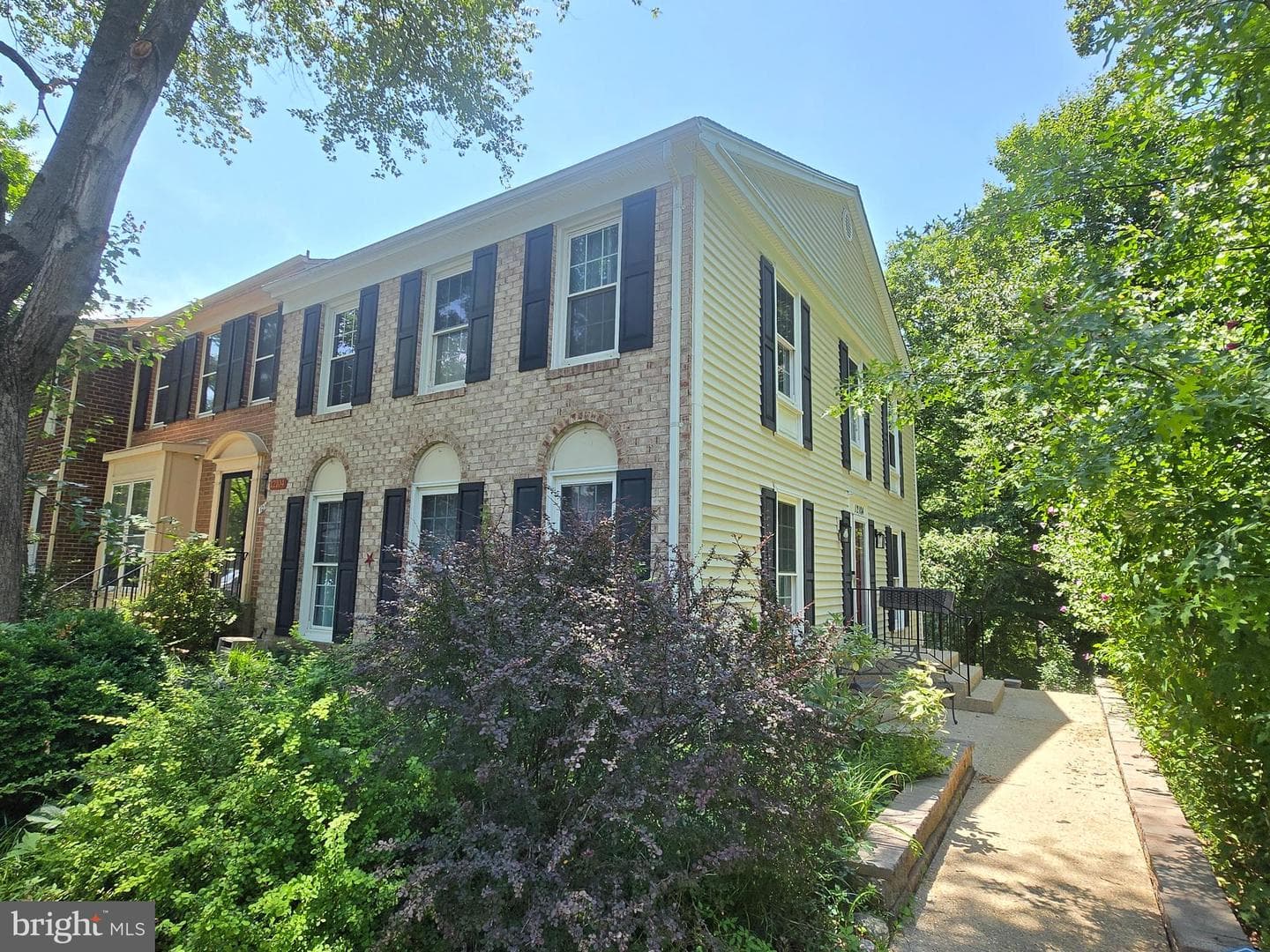12104 Winona Drive photo 2