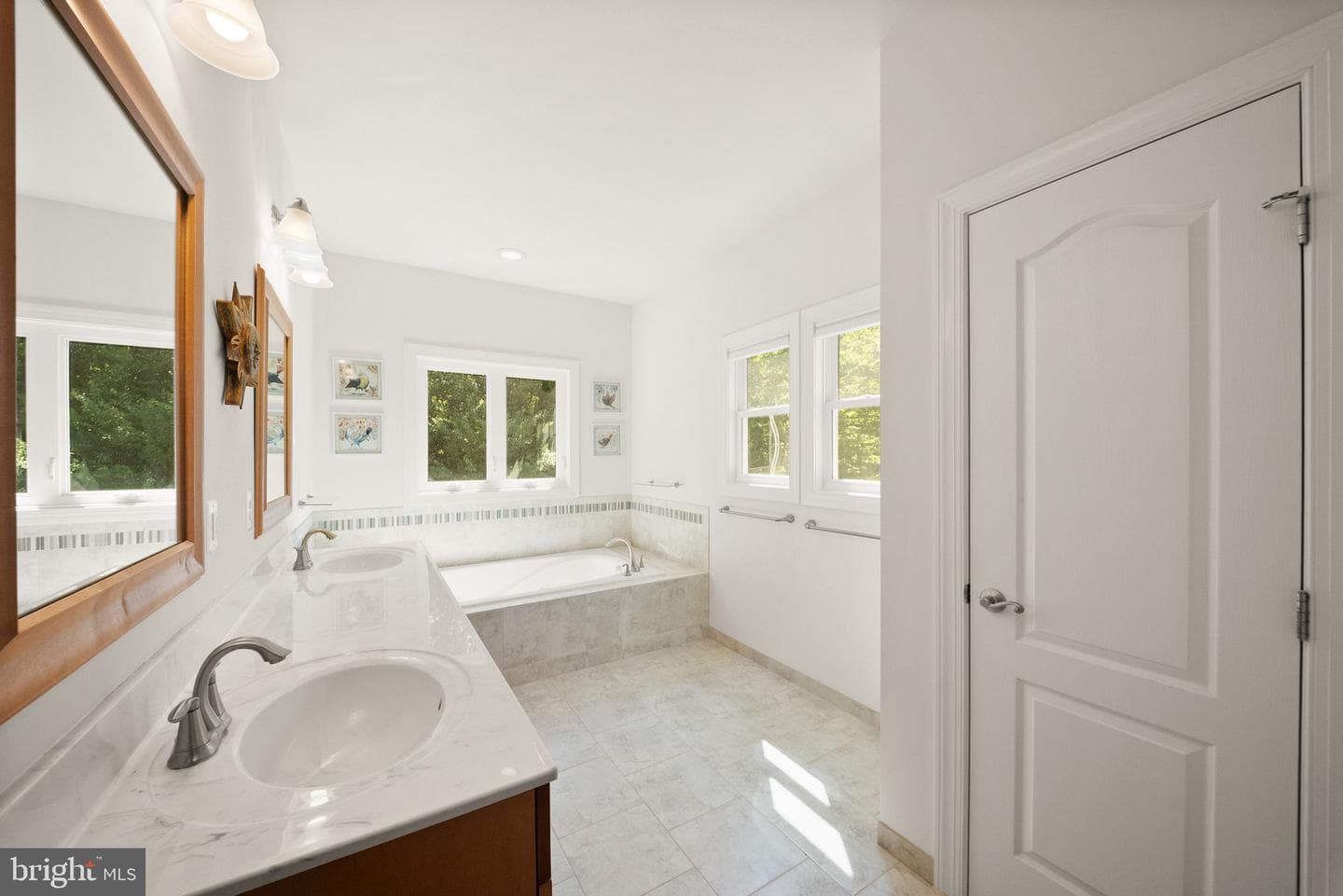 11677 Kahns Road photo 38