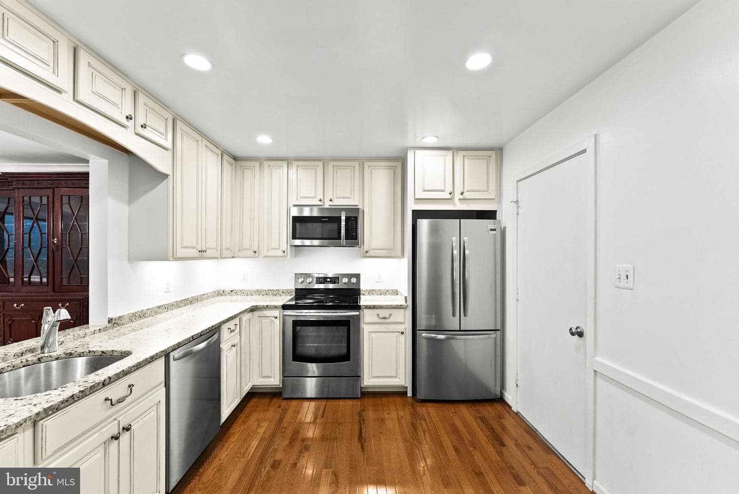 2597 Tree House Drive photo 15