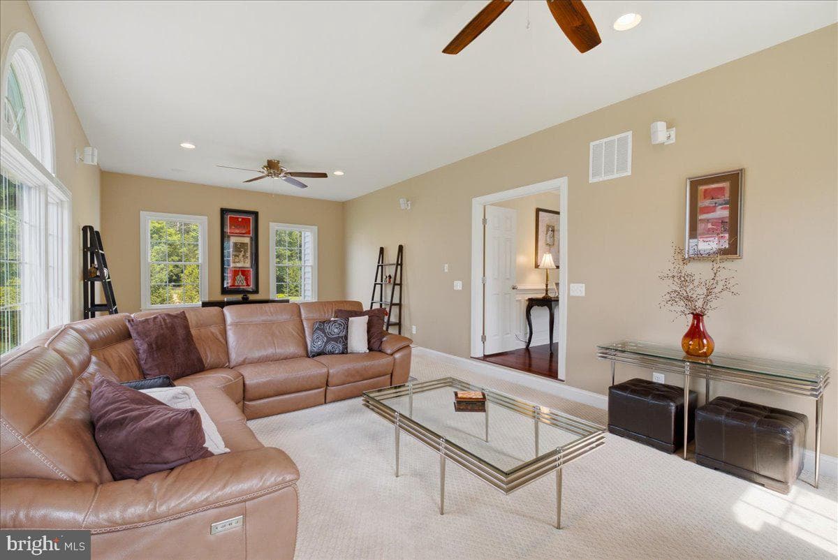 5808 Malvern Hill Court photo 17