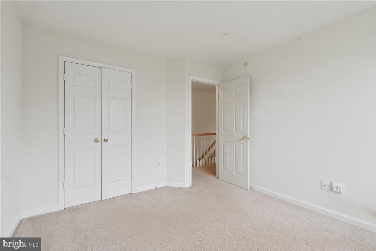 9884 Arrowood Drive photo 17