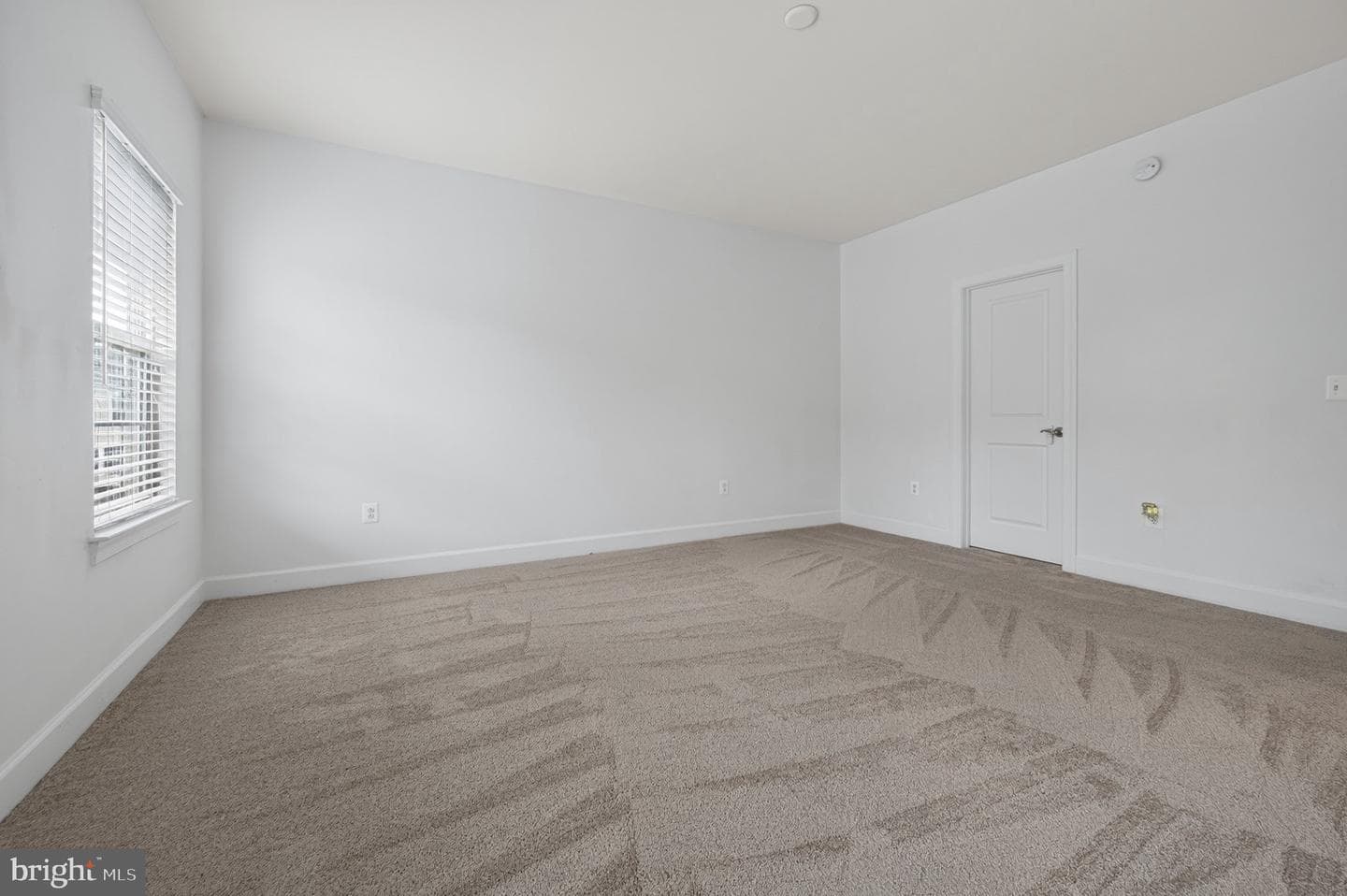 10606 Hinton Way photo 28