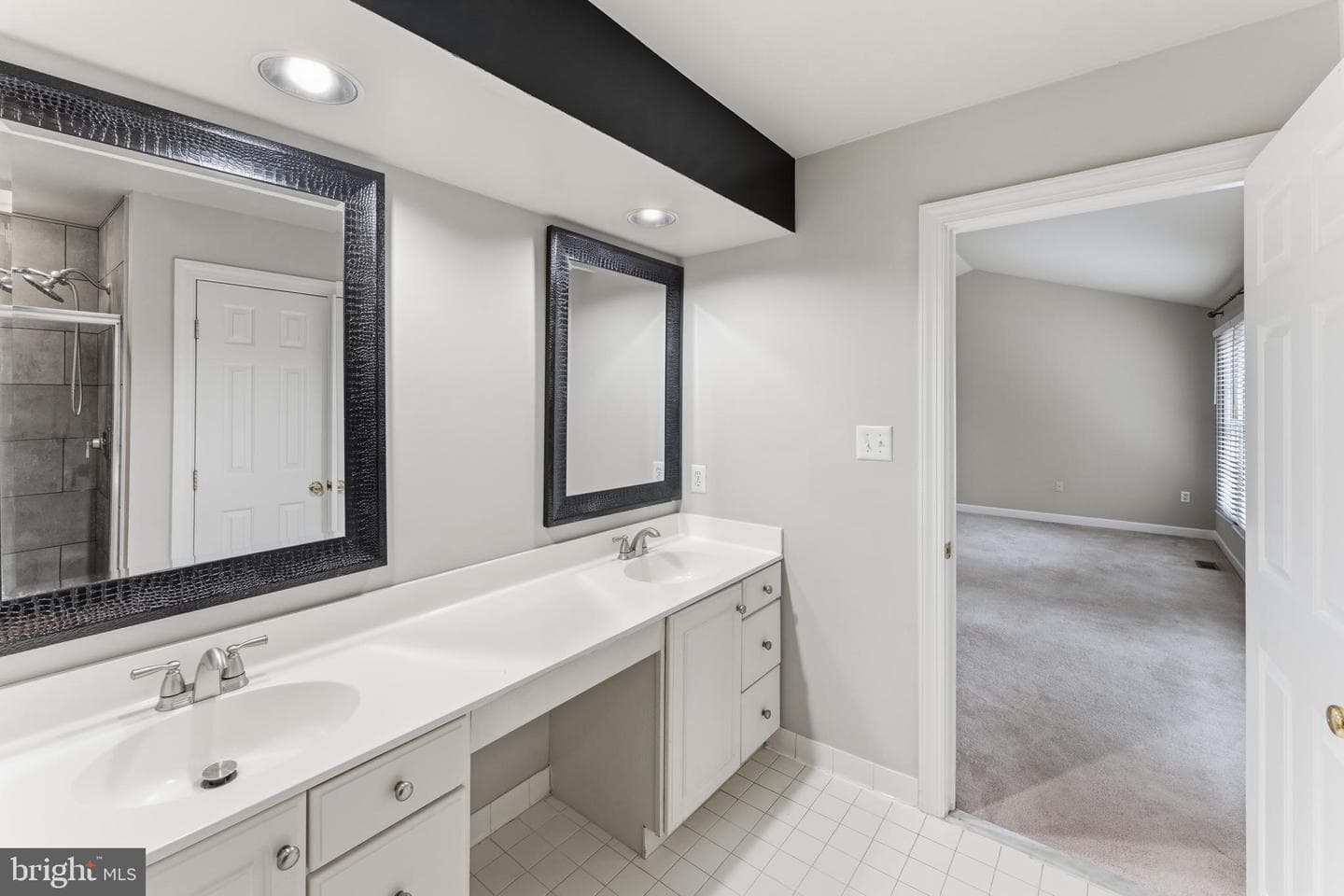 16645 Caxton Place photo 29
