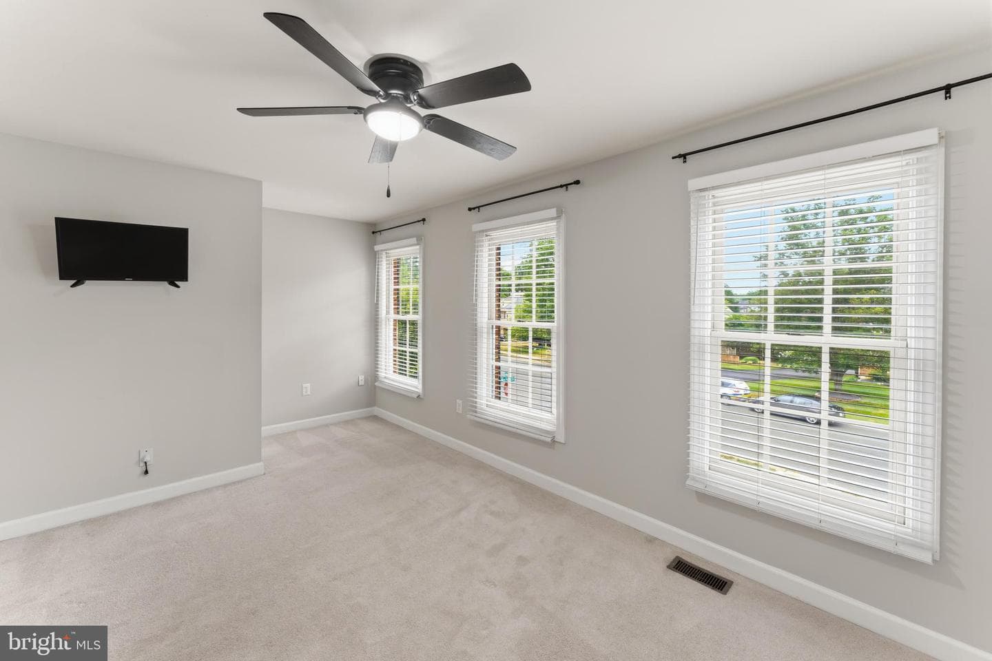 16645 Caxton Place photo 30