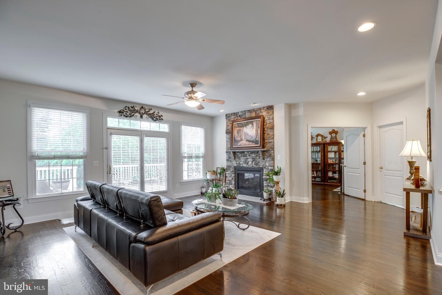 15613 Village Cove Place photo 14