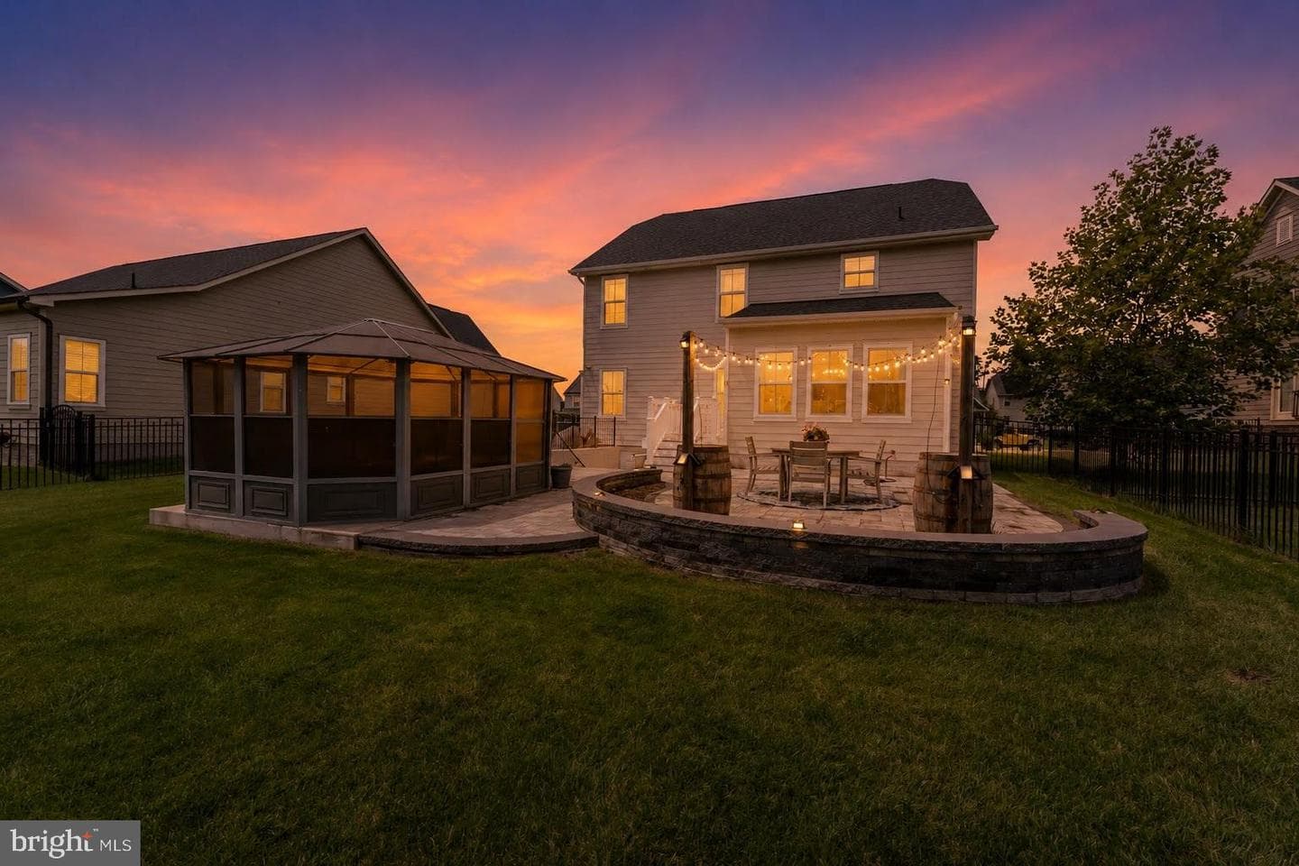 2557 Passionflower Court photo 3