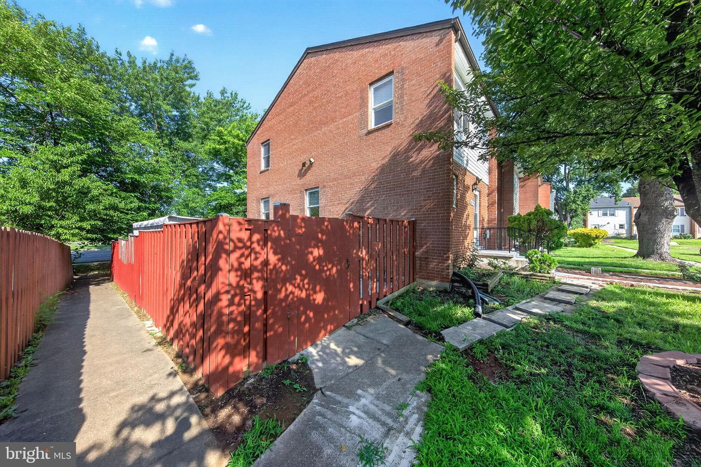 8238 Wycliffe Court photo 4