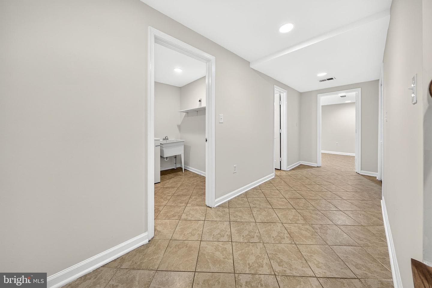8238 Wycliffe Court photo 42
