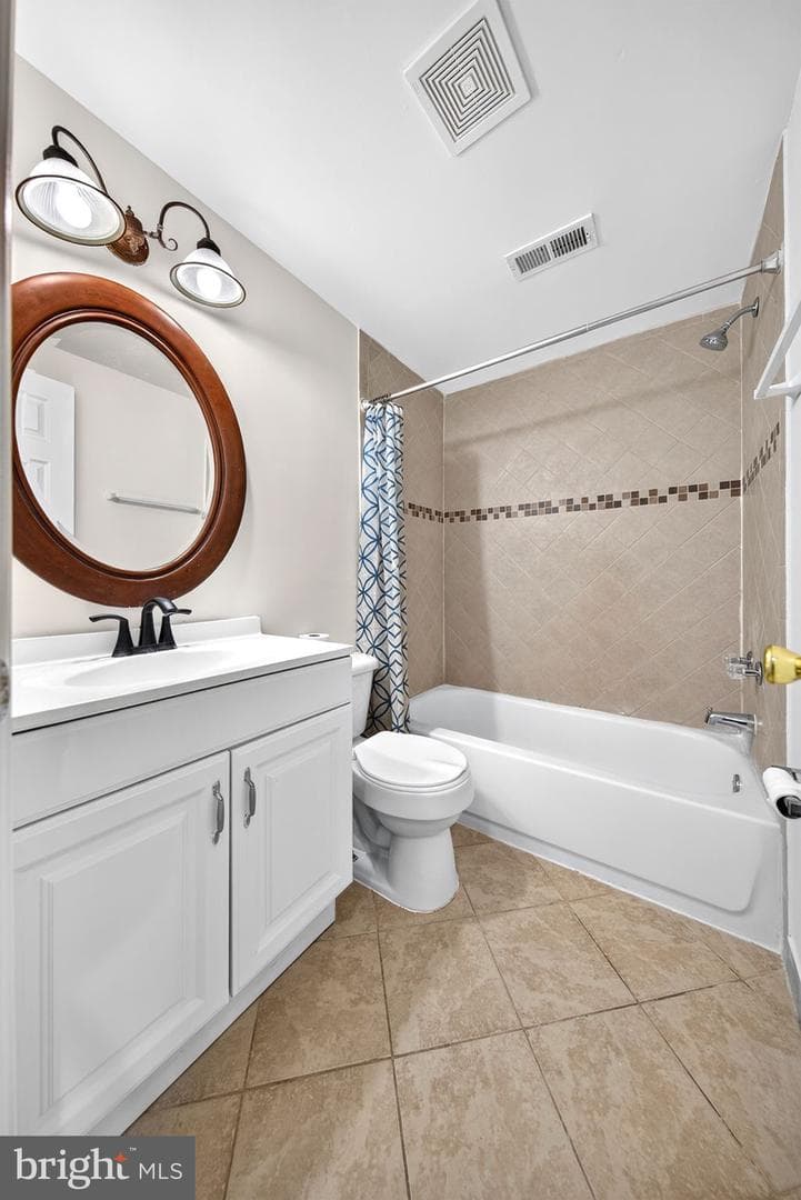 8238 Wycliffe Court photo 47