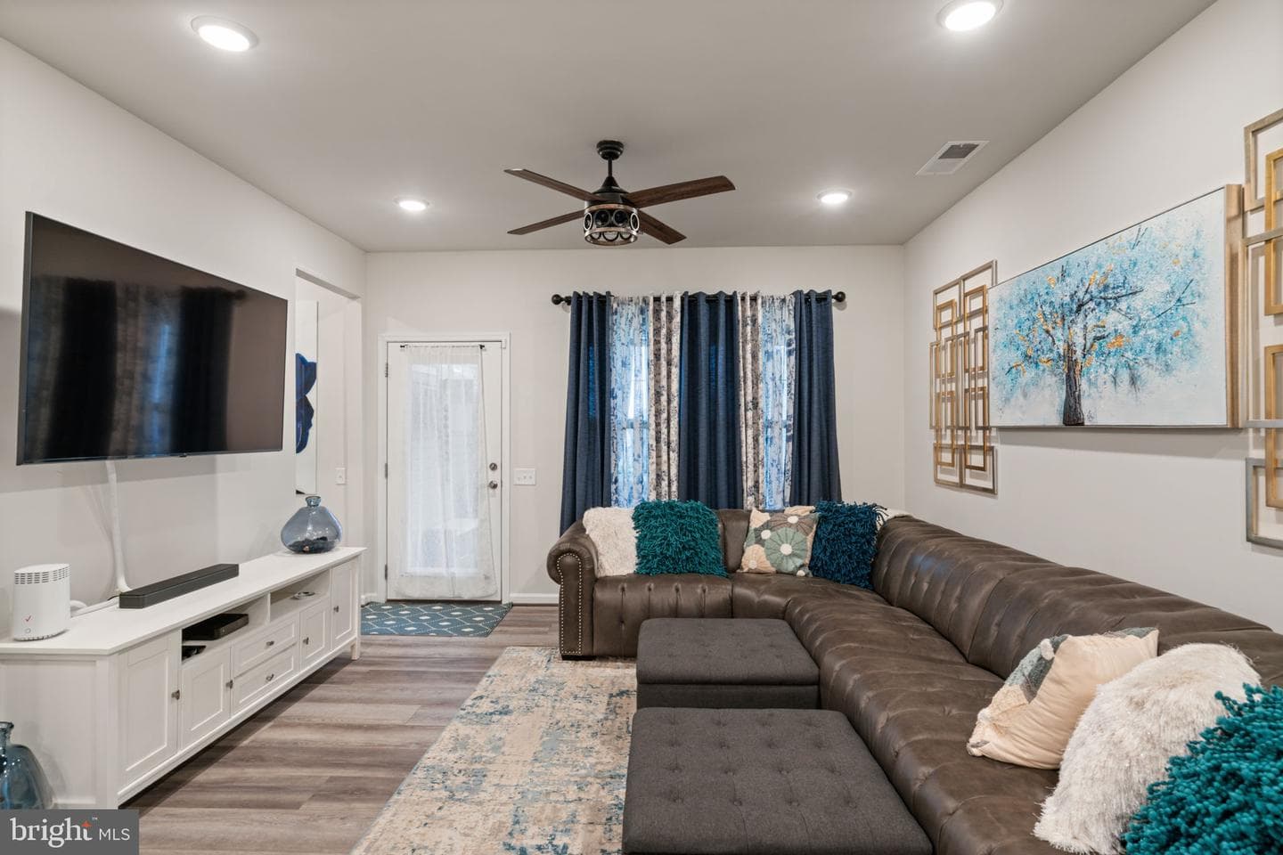 6773 Azalea Garden Lane photo 12