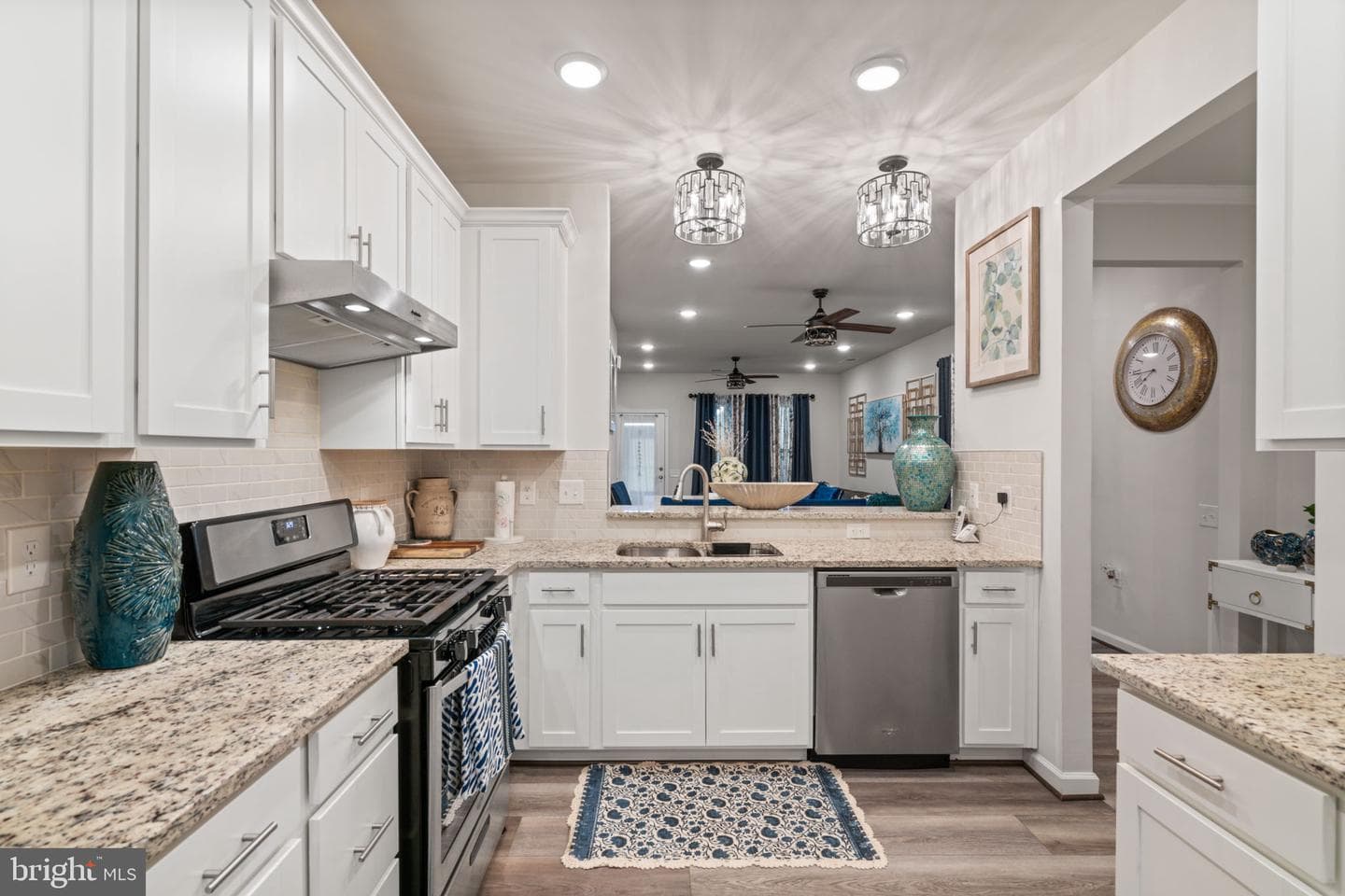 6773 Azalea Garden Lane photo 4