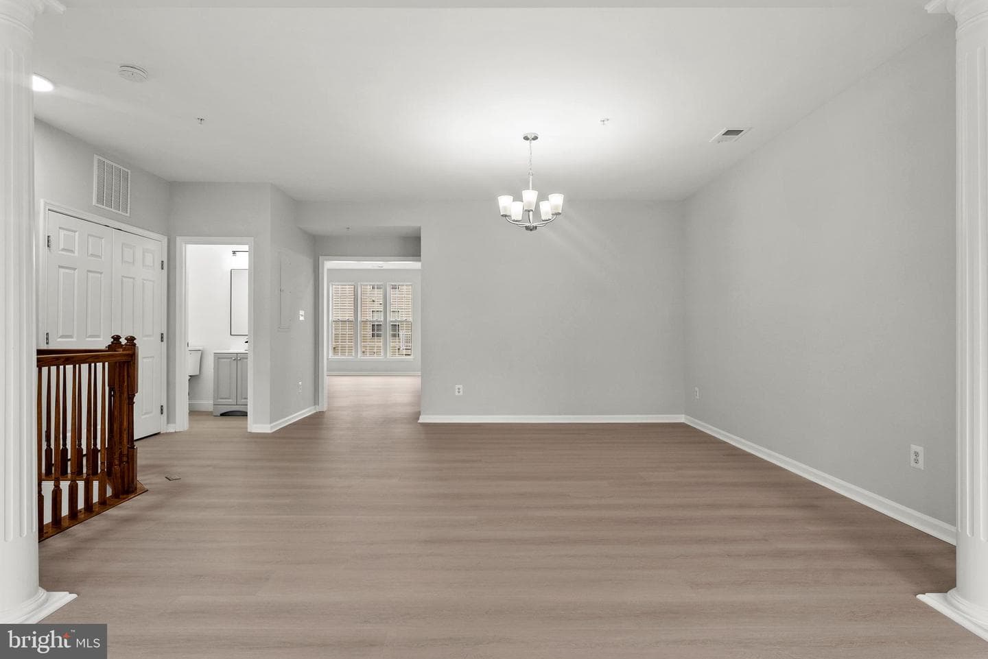 2370 Merseyside Drive photo 13